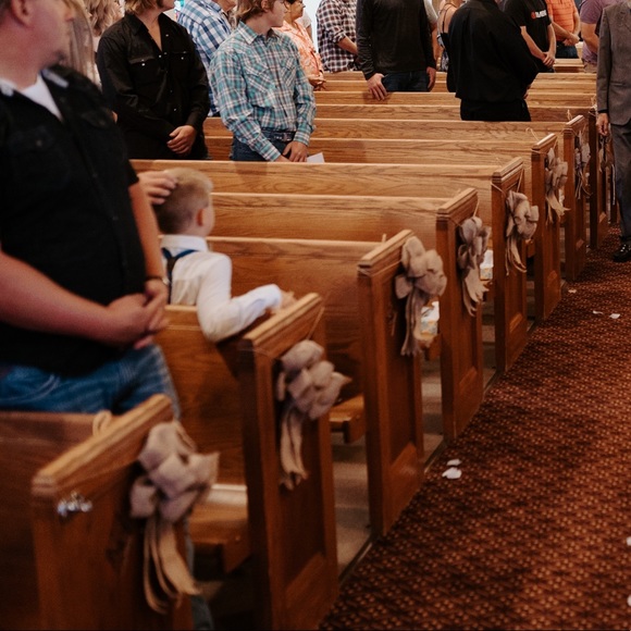 Burlap wedding bows - Picture 2 of 2